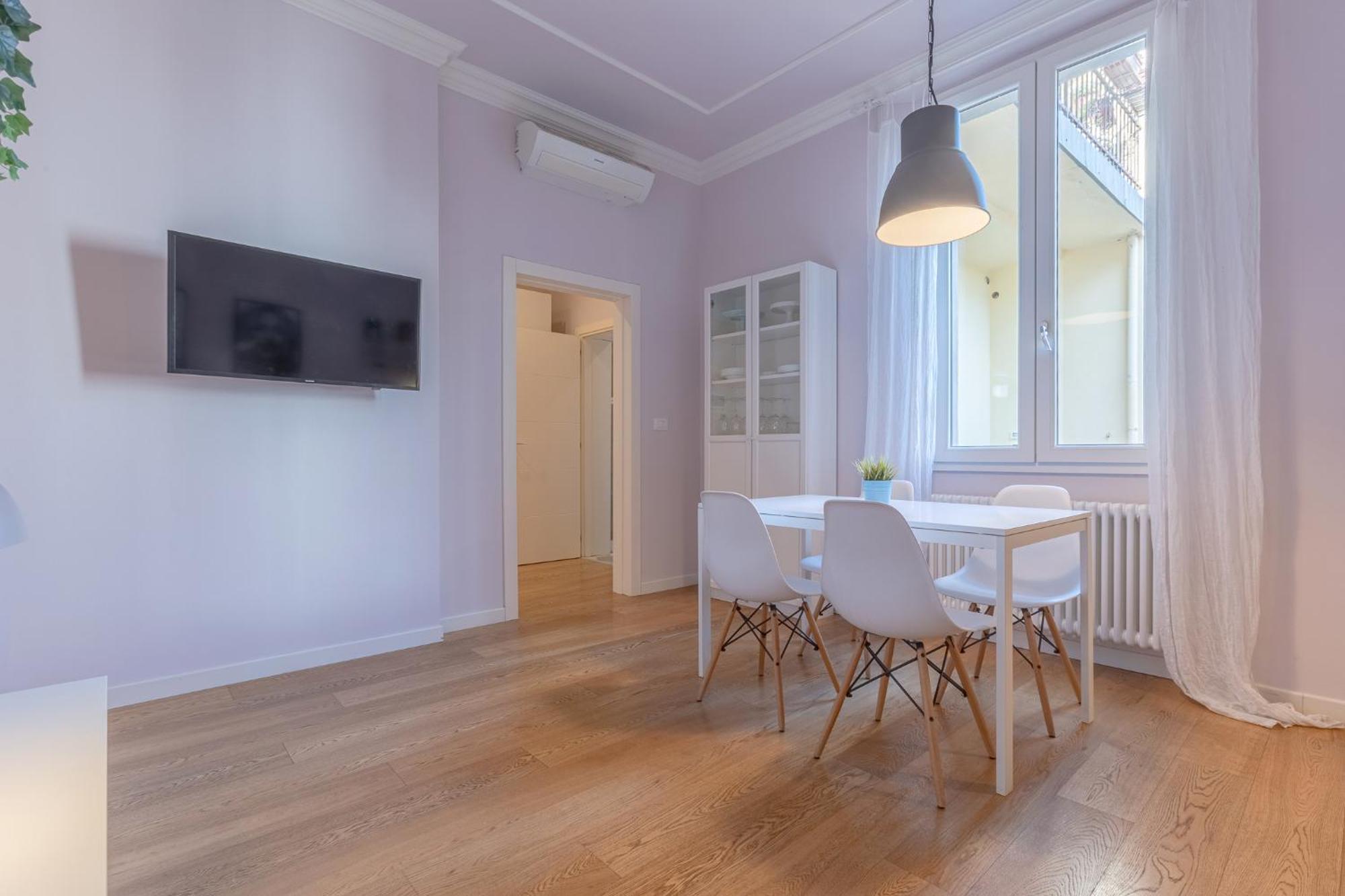 Bolo Stay Central Apartment Bologna Bagian luar foto