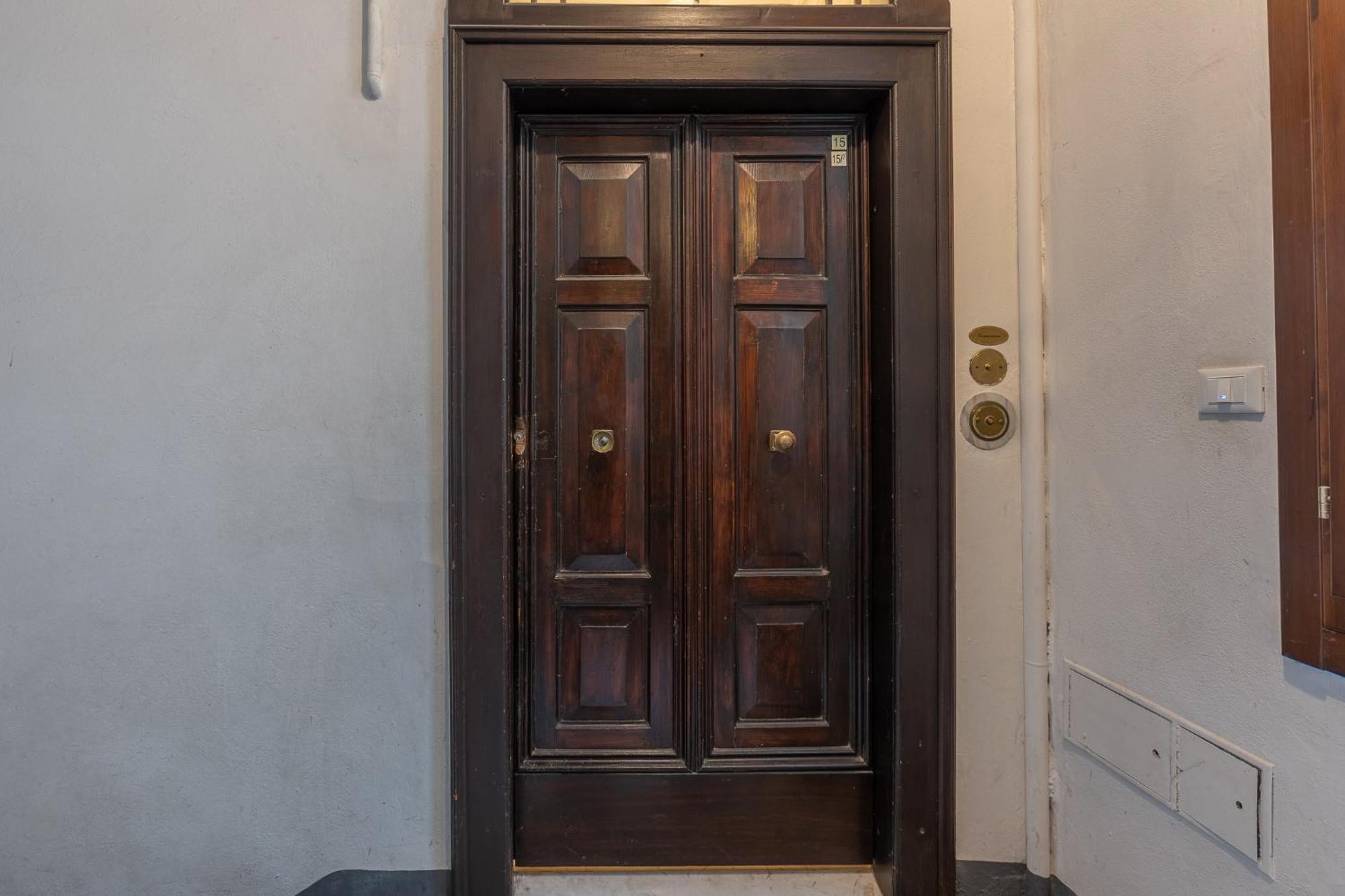 Bolo Stay Central Apartment Bologna Bagian luar foto